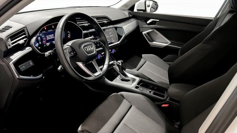 Audi Q3 bild 7