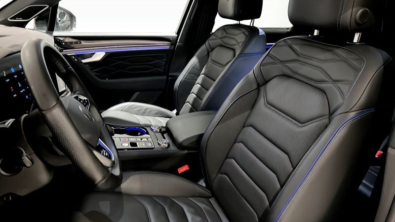 Volkswagen Touareg bild 8