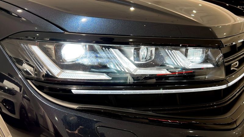 Volkswagen Touareg bild 17