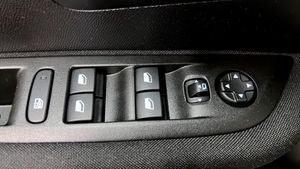 Peugeot e-208 bild 15