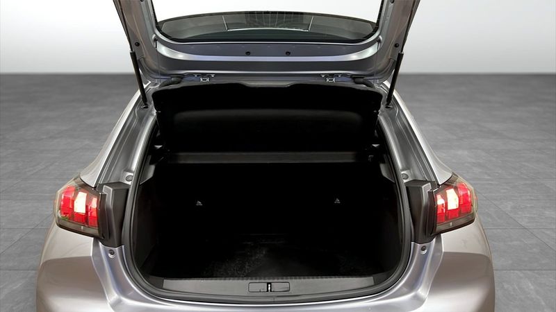 Peugeot e-208 bild 12