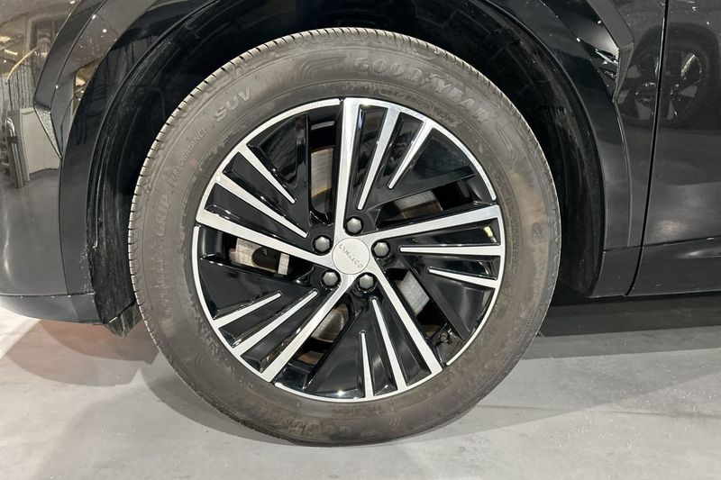Lynk & Co 08 bild 11