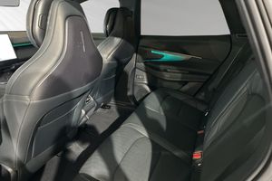 Lynk & Co 08 bild 7
