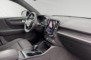 Volvo EX40 bild 10