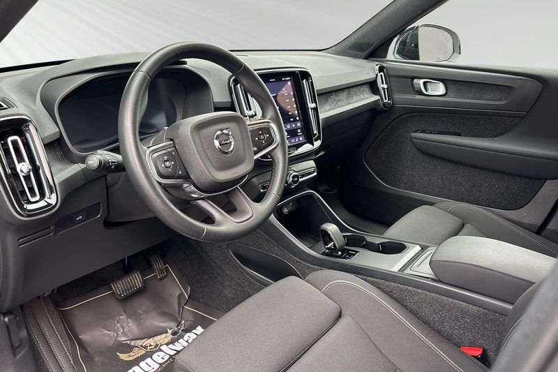 Volvo EX40 bild 7