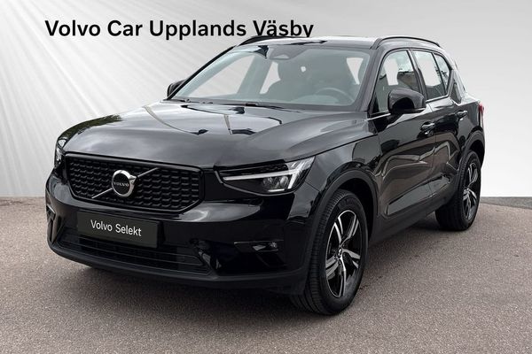 Volvo XC40 B4 FWD Bensin Plus Dark - 2026
