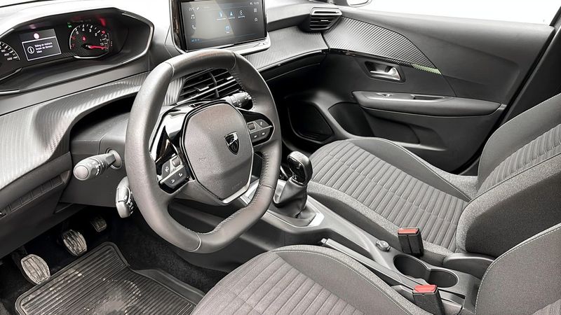 Peugeot 208 bild 7