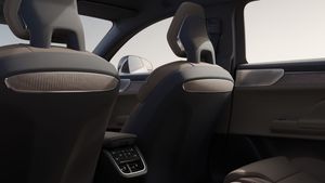 Volvo ES90 bild 13