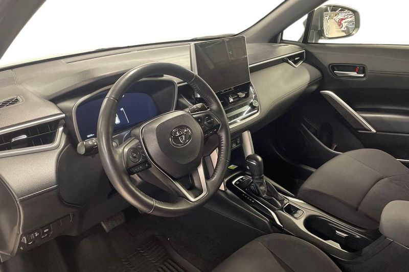 Toyota Corolla Cross bild 14