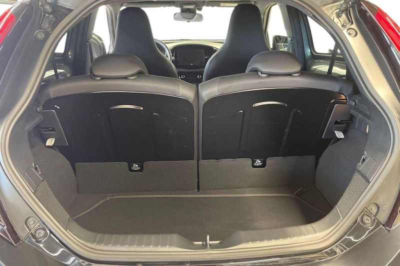Toyota Aygo X bild 12