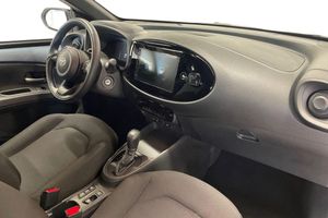 Toyota Aygo X bild 7