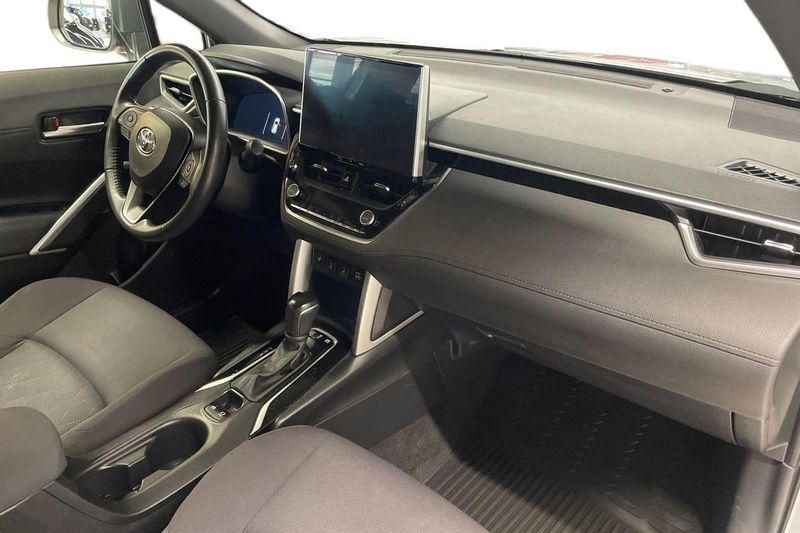 Toyota Corolla Cross bild 7