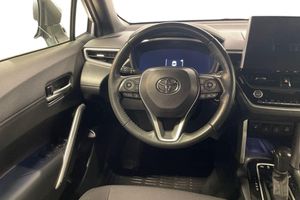 Toyota Corolla Cross bild 11