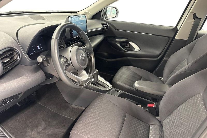 Toyota Yaris Cross bild 14