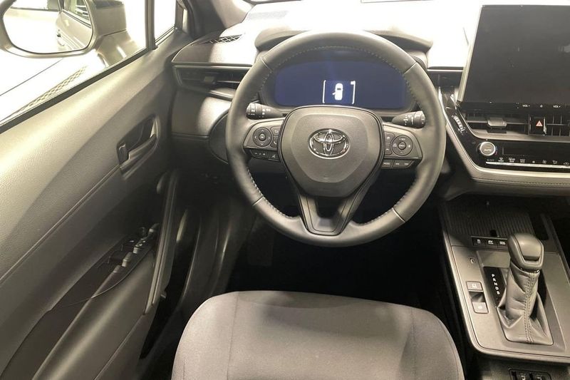 Toyota Corolla Cross bild 11