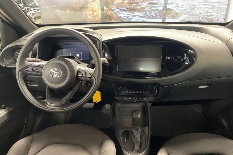 Toyota Aygo X bild 10