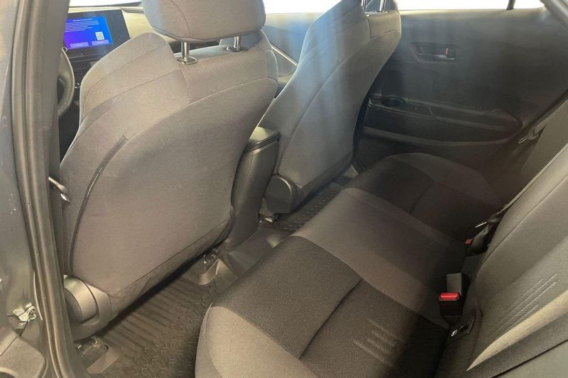 Toyota C-HR bild 13