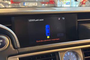 Lexus IS bild 15