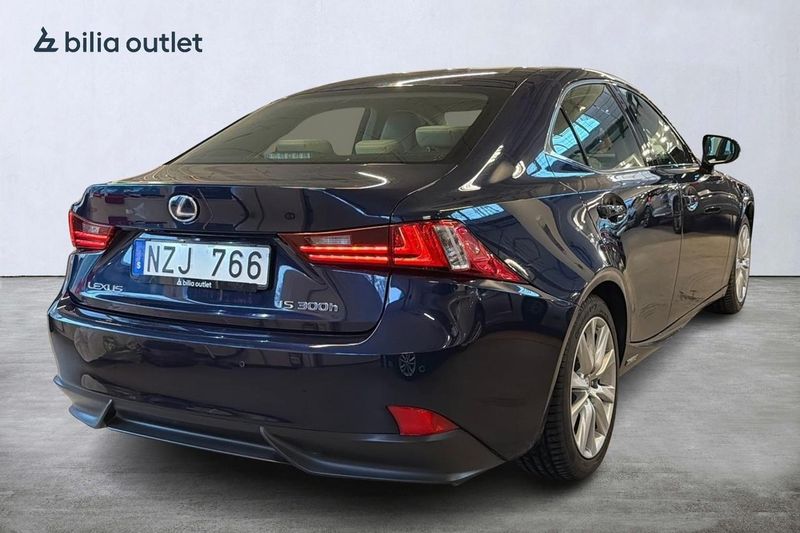 Lexus IS bild 7