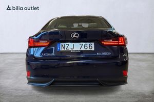 Lexus IS bild 6