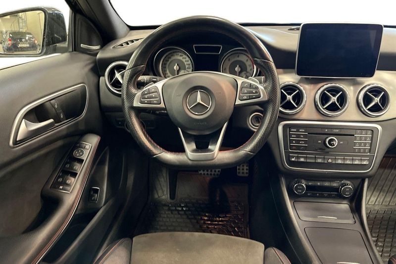 Mercedes GLA200 bild 13