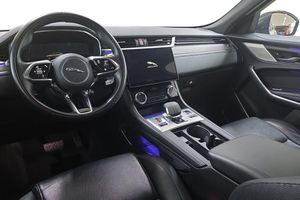 Jaguar F-Pace bild 11