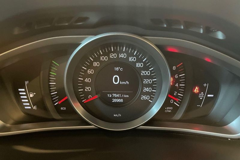 Volvo V40 bild 14