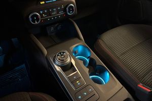 Ford Kuga bild 23