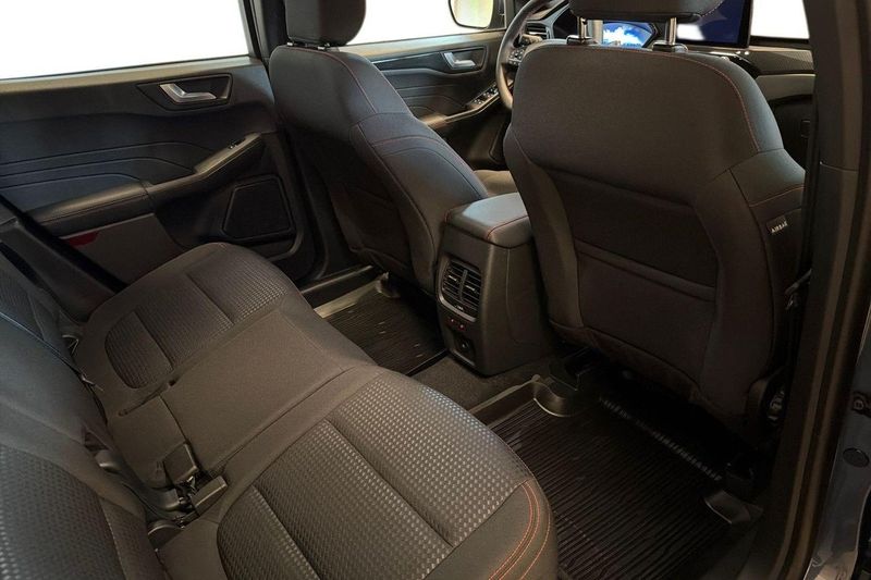 Ford Kuga bild 10