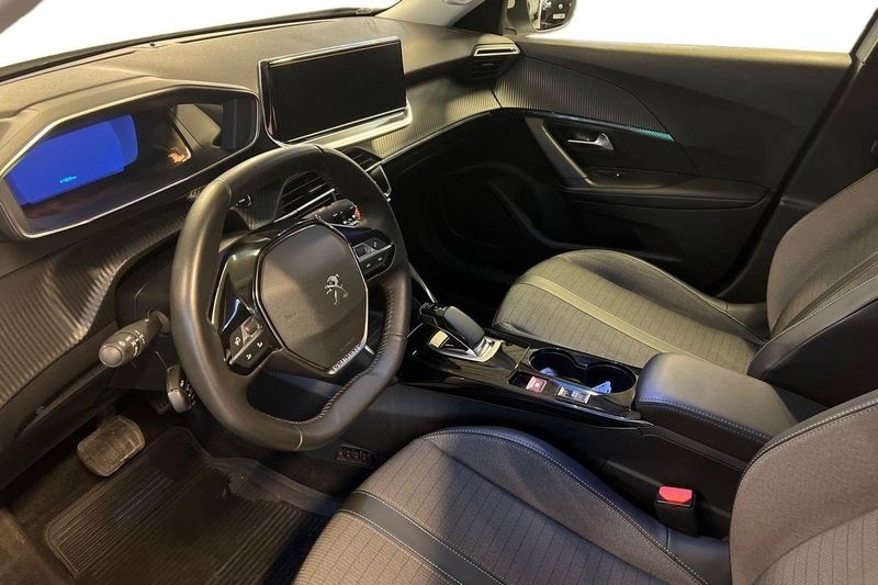 Peugeot e-2008 bild 9