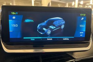 Peugeot e-2008 bild 16
