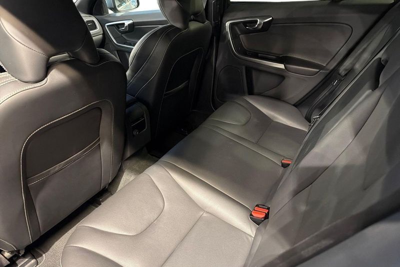 Volvo V60 bild 19