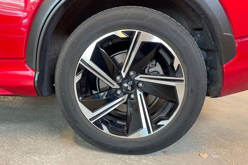 Mitsubishi Eclipse Cross bild 4