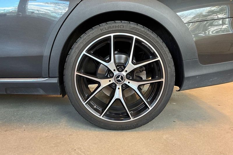 Mercedes E220 bild 4