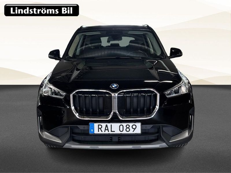 BMW X1 bild 8