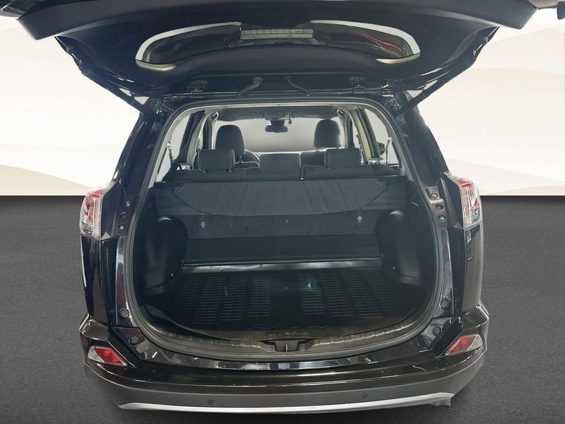 Toyota RAV4 bild 13