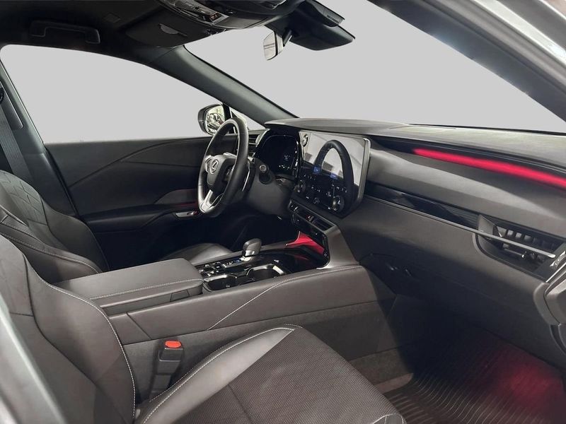 Lexus RX bild 9