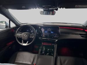 Lexus RX bild 11