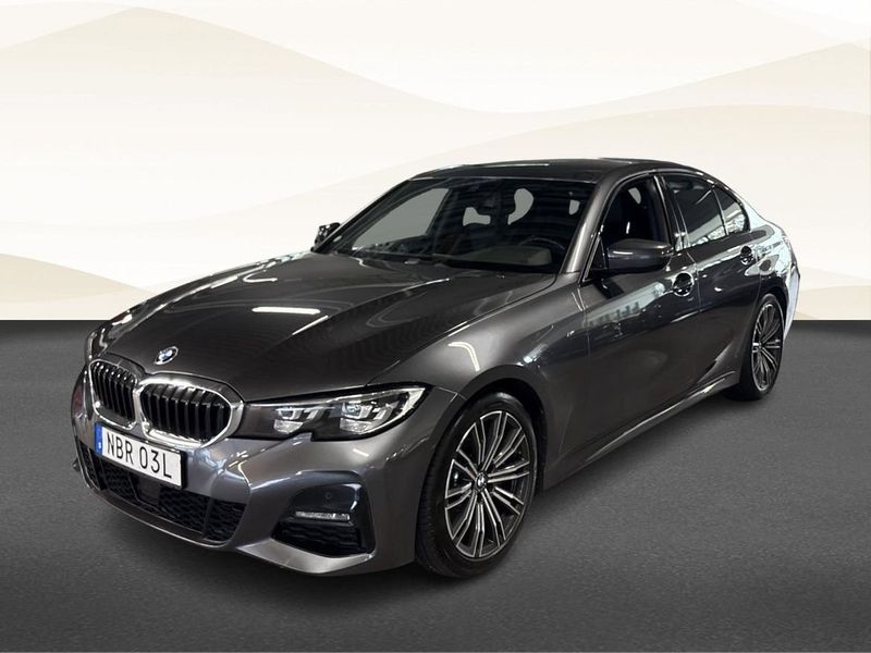 BMW 330 bild 18