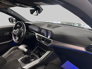 BMW 330 bild 9