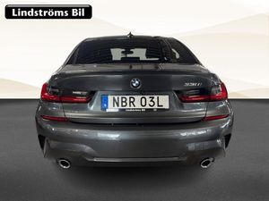 BMW 330 bild 7