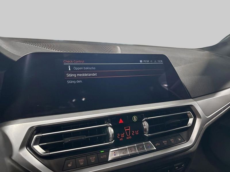 BMW 330 bild 16
