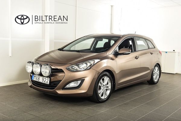 Hyundai i30 Kombi 1.6 CRDi Business Drag S&V-Hjul M-värm - 2013