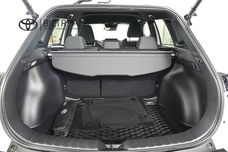 Toyota Corolla Cross bild 9