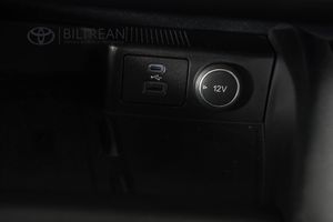 Ford Kuga bild 17