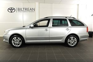 Skoda Octavia bild 2