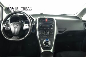 Toyota Auris bild 8