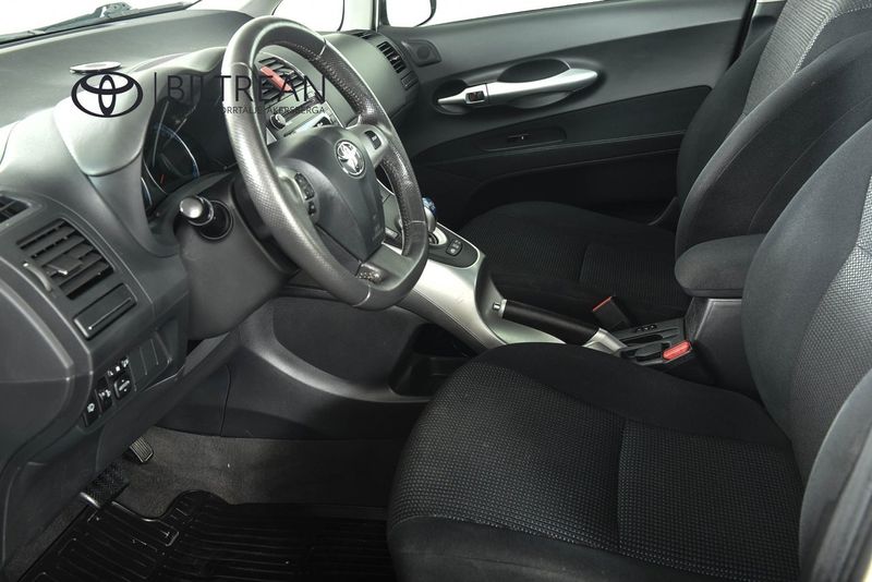 Toyota Auris bild 6