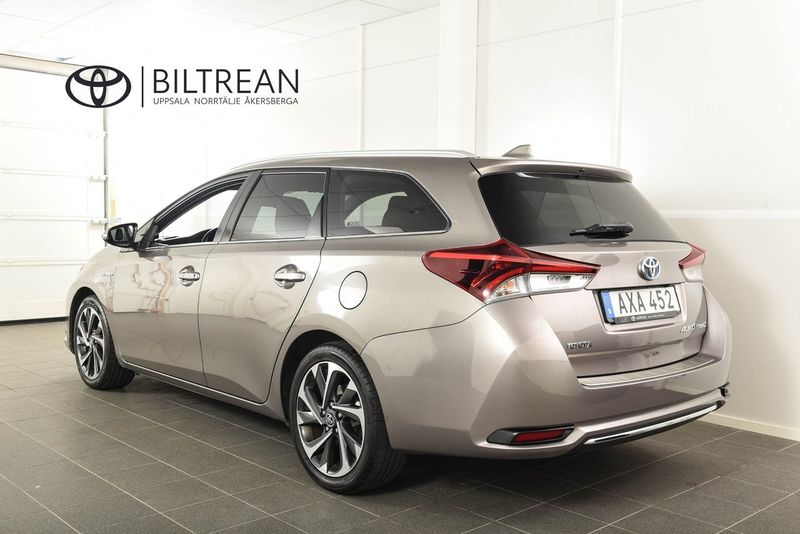 Toyota Auris bild 2