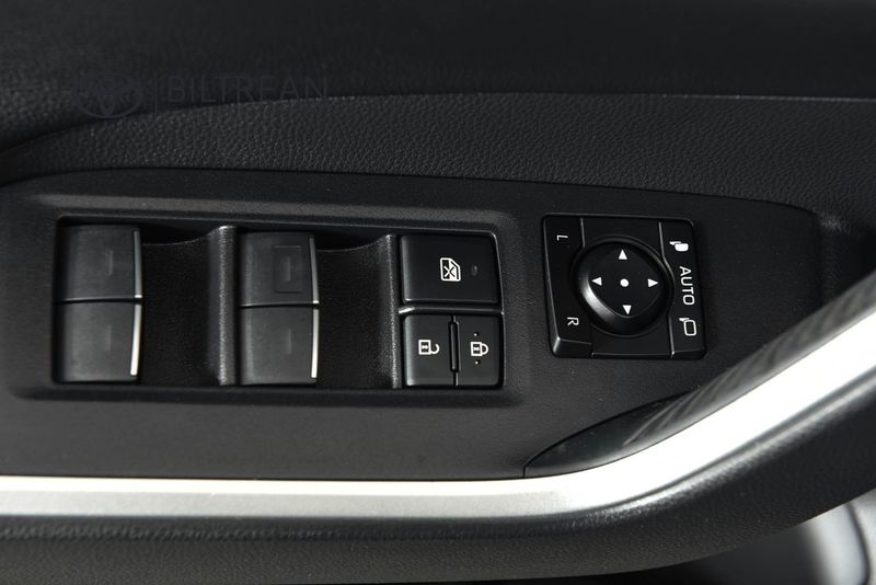 Toyota RAV4 bild 11